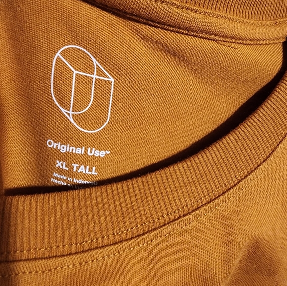 Like new Mens Original Use Graphic Shirt. Size  XL Tall. Orange - Picture 2 of 3